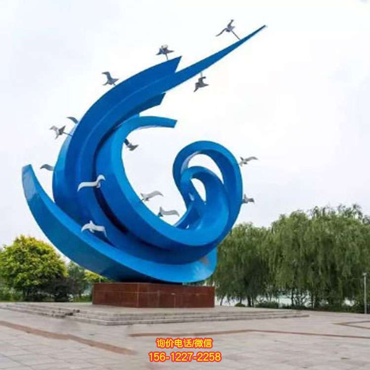 不銹鋼抽象雕塑，為酒店廣場(chǎng)景觀增添精彩