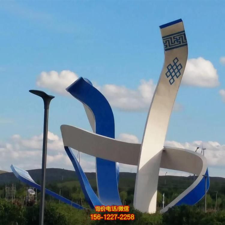 不銹鋼抽象雕塑，點(diǎn)綴廣場景觀