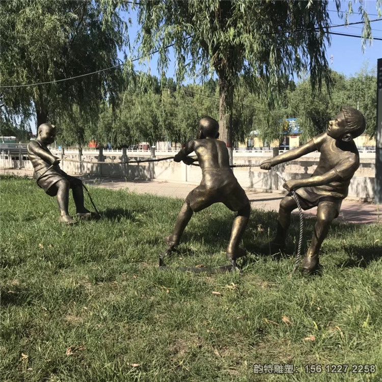 小孩拔河雕塑06 小孩拔河雕塑06