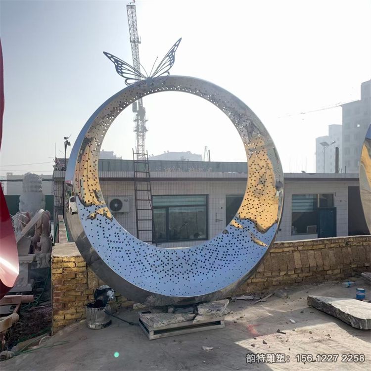 不銹鋼月亮圓環(huán)雕塑230 不銹鋼月亮圓環(huán)雕塑230