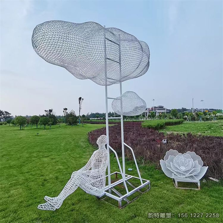 不銹鋼發光云朵雕塑，云朵鐵絲雕塑大全