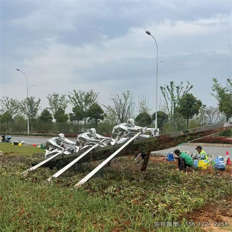 不銹鋼鏡面運動人物雕塑 劃船雕塑造型