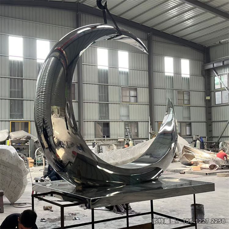 各種不銹鋼月亮雕塑造型  古人在借月亮表達(dá)對(duì)團(tuán)圓的期盼